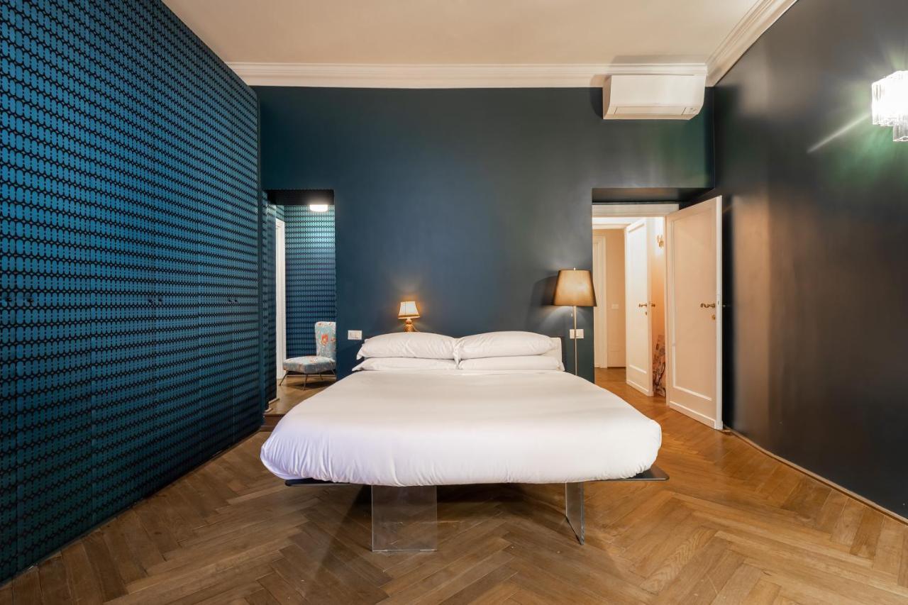 Apartment Chic And Style In Historical Via Giulia *